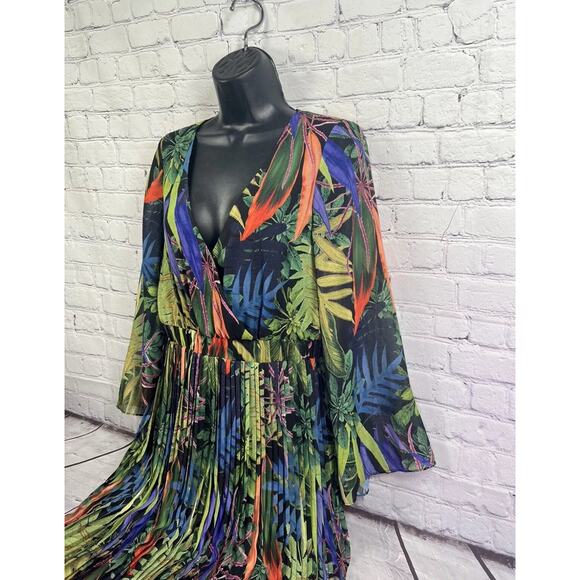 Traffic People exotic floral print bell sleeve pleated skirt dress sz M new - Picture 2 of 8